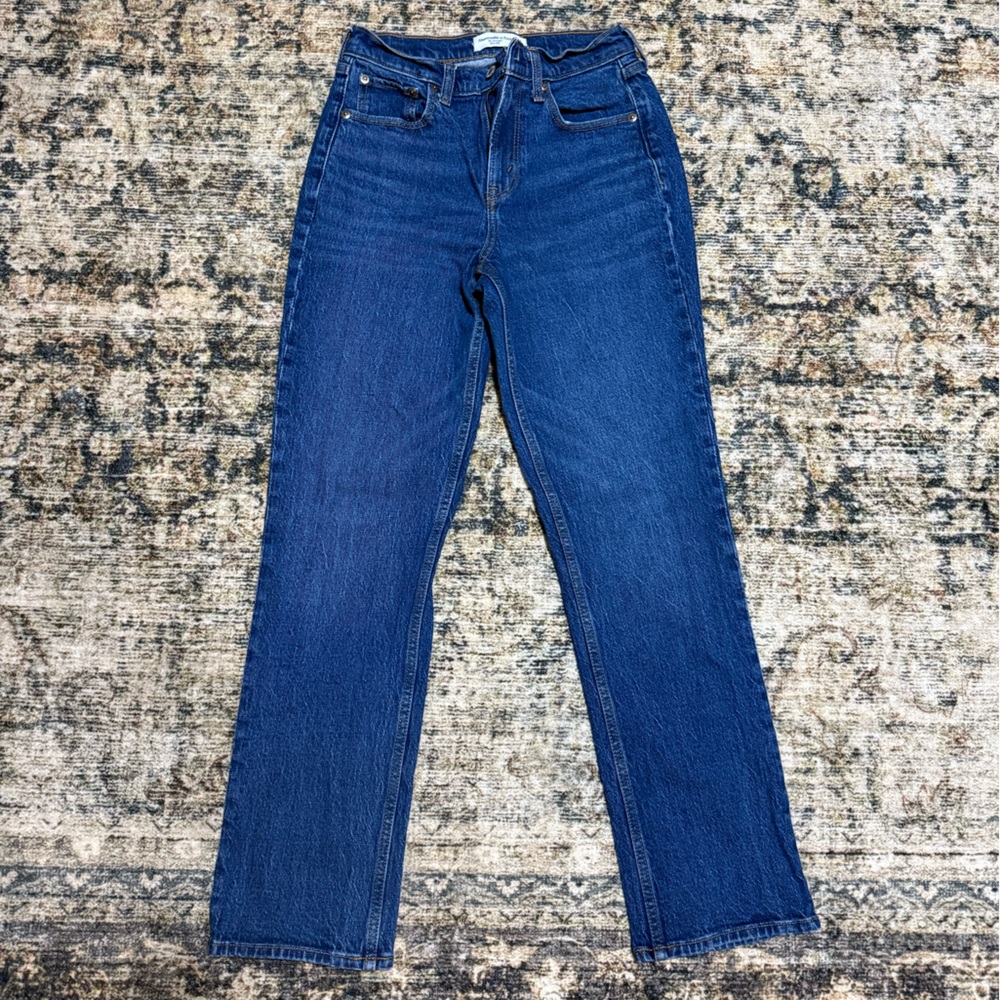 Abercrombie and Fitch jeans - curve love, the straight mid rise, 24/00